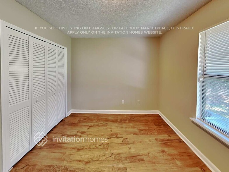 Building Photo - 3657 Lumberjack Cir S