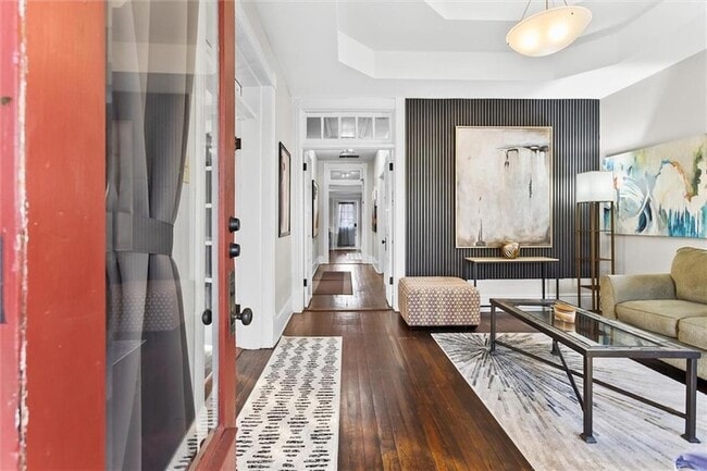 Building Photo - 867 Beecher St SW
