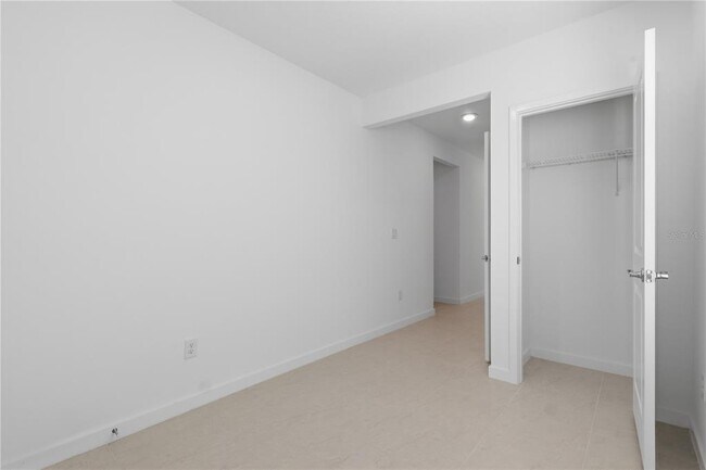 Building Photo - 33444 Binding Ties Ln
