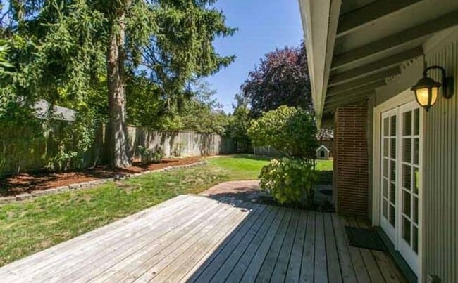 Building Photo - Updated Lake Oswego Home with Hardwood Floors, Large Deck & Owner-Paid Landscaping