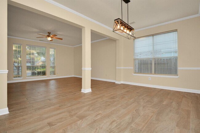 Building Photo - 20210 Black Canyon Dr