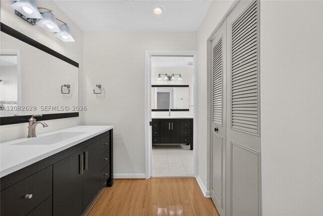 Building Photo - 10583 SW 77th Terrace