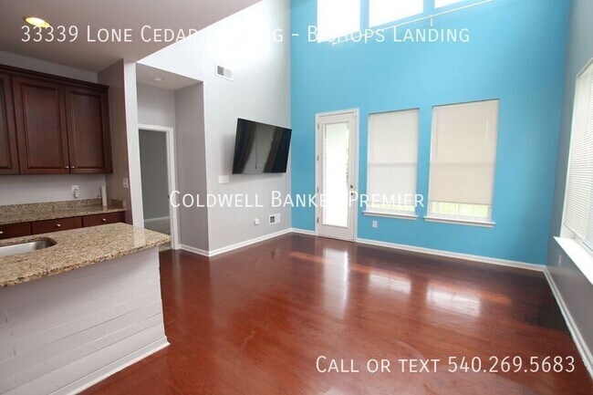Building Photo - 33339 Lone Cedar Landing