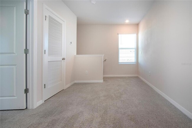 Building Photo - 3513 Hilltop Cir