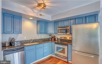 Building Photo - 34527 Oakley Ct