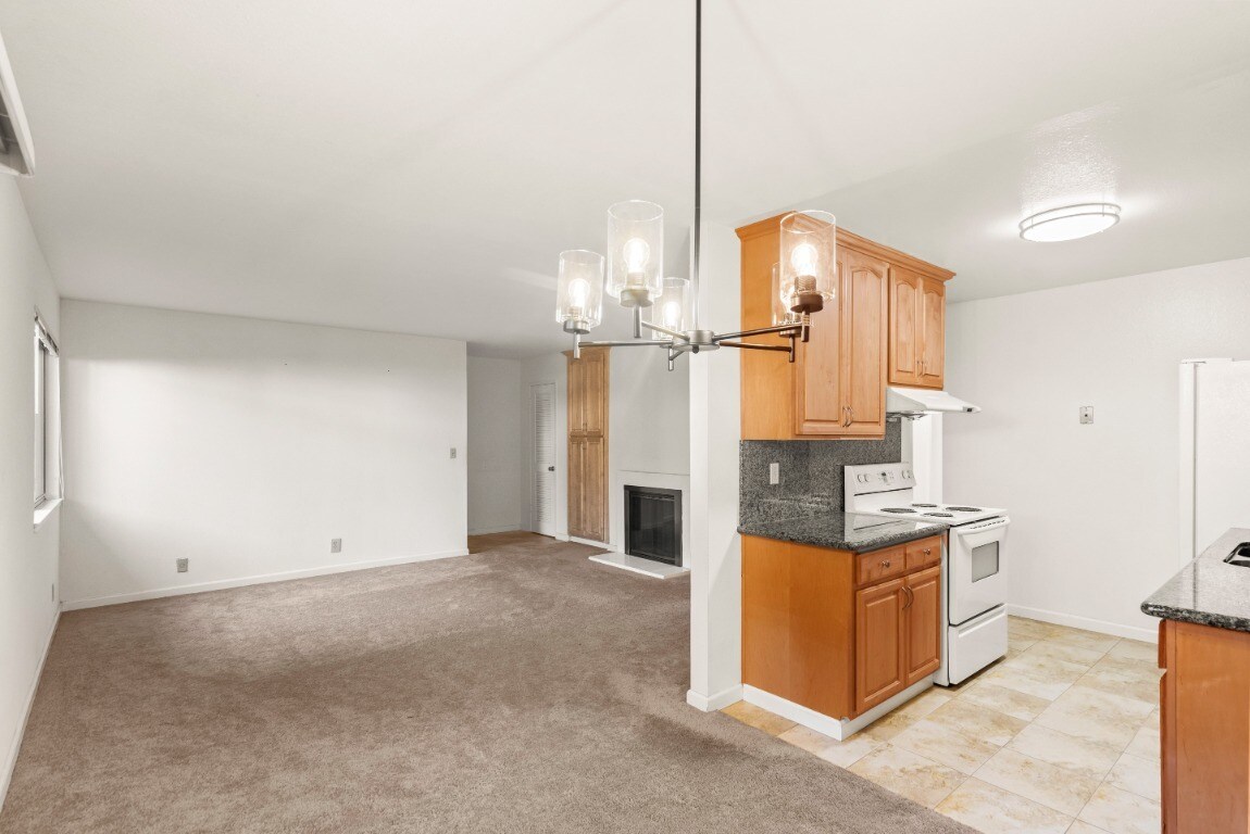 Building Photo - 247 N Capitol Ave