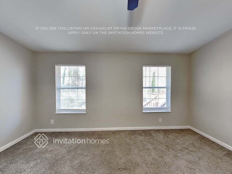 Building Photo - 738 Sheppard Rd