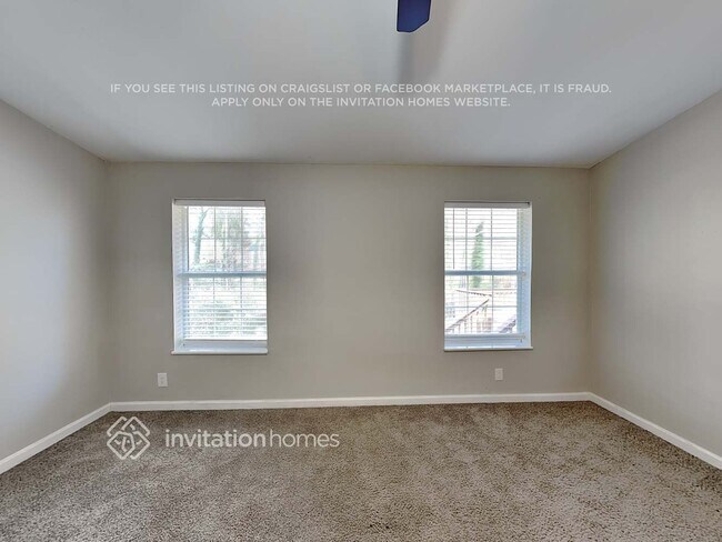 Building Photo - 738 Sheppard Rd