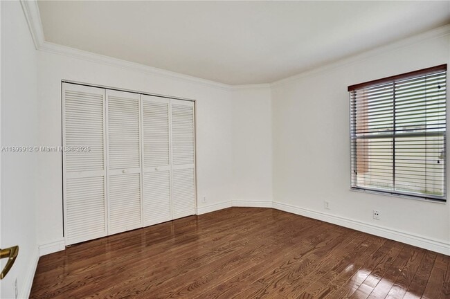 Building Photo - 658 Stanton Dr