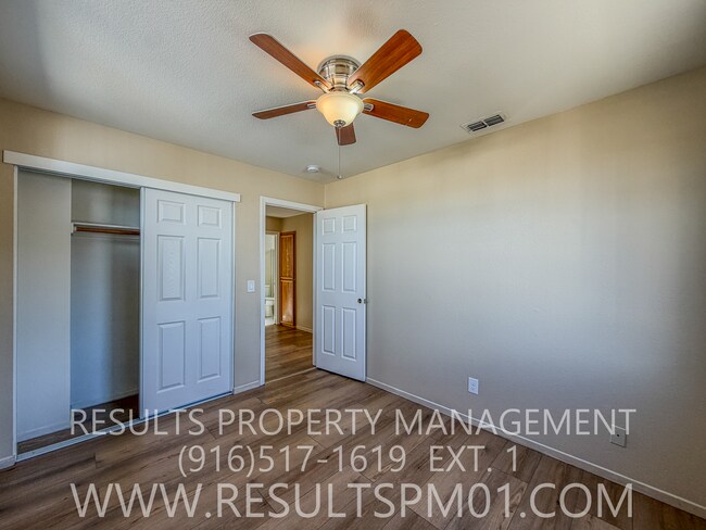 Building Photo - Make this Beautiful 4 Bedroom Your New Home