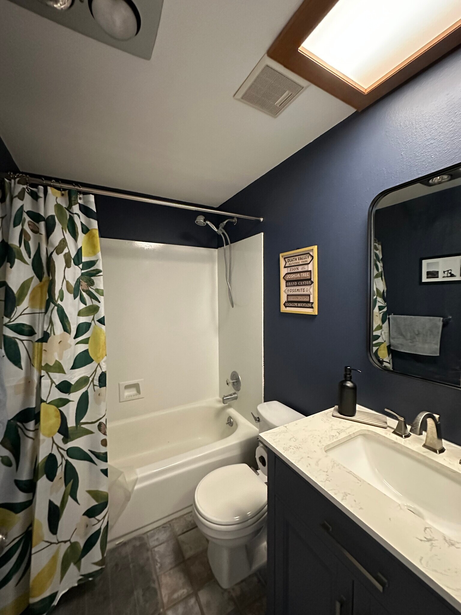 Building Photo - 4385 Georgia St