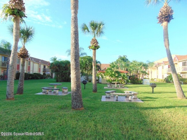 Building Photo - 2190 Forest Knoll Dr NE