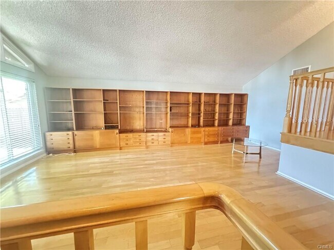 Building Photo - 14371 Miro Ct