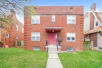 Building Photo - MOVE IN SPECIAL! 1/2 Month RENT! 1 Bed 1 Bath Apartment available East Columbus!