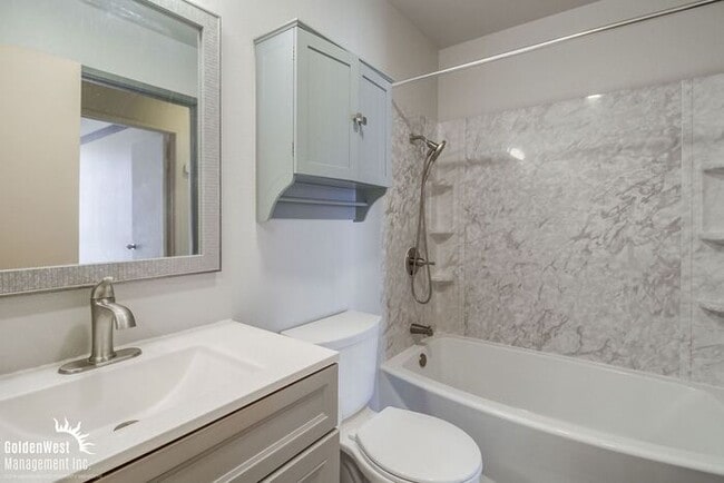 Building Photo - Cozy 2Bdm 1Ba Condo Located In Serra Mesa ...