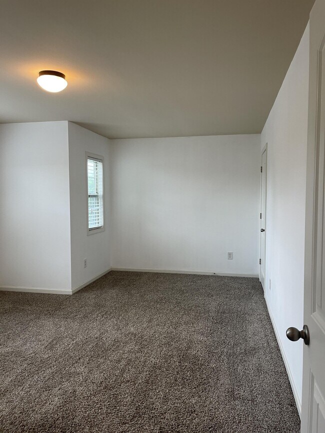 Building Photo - 765 Westmoreland Ln NE