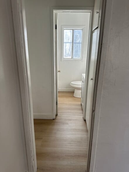 Building Photo - 2305 Hauser Blvd