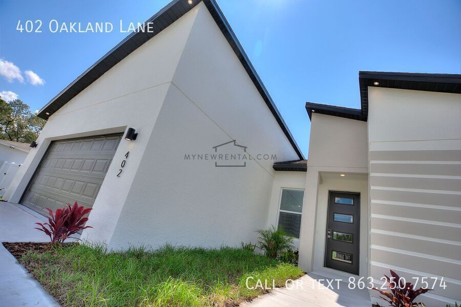 Building Photo - 402 Oakland Ln