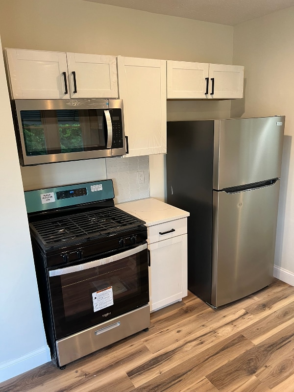 Building Photo - 884 Copley Rd