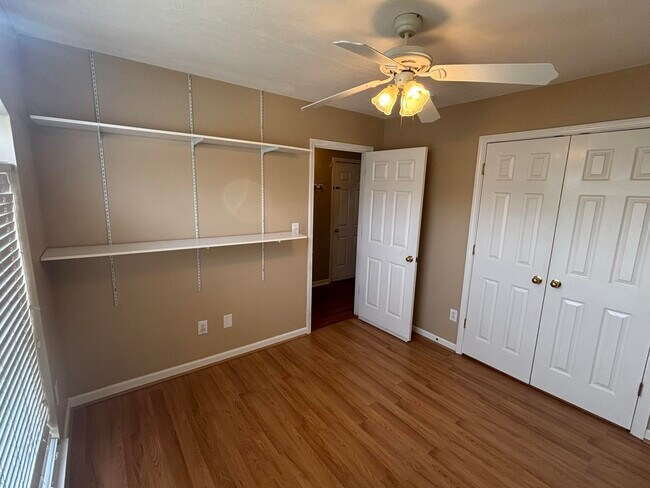 Building Photo - 2601 Buck Ln