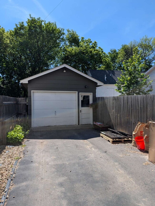 Building Photo - 3BR/2BA Northeast Minneapolis Home With Character, Privacy, and Room to Relax