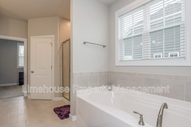 Building Photo - 2820 Garland Atwater Jr Ct