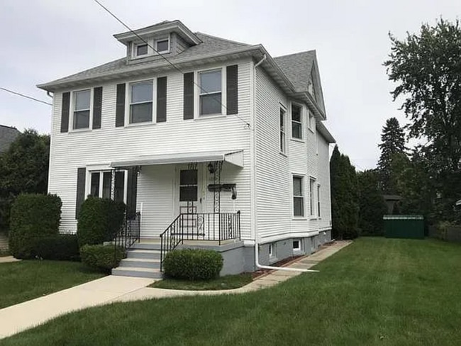 Primary Photo - 1325 S 9th St