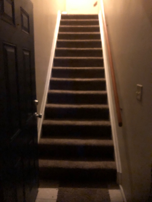 Building Photo - 502 Oak Cir Dr