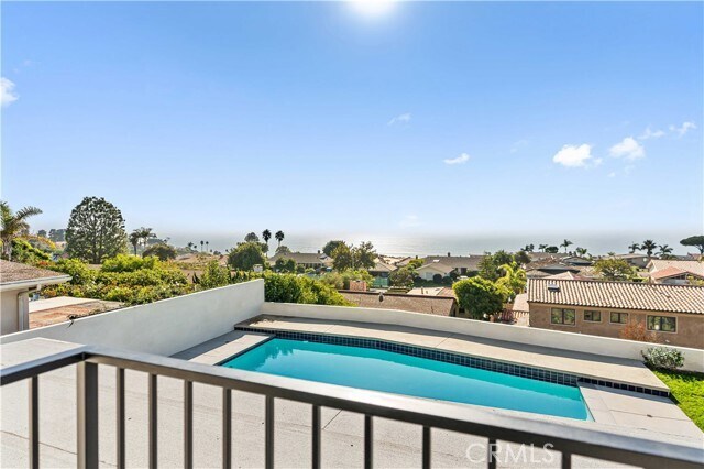 Building Photo - 30127 Vía Borica