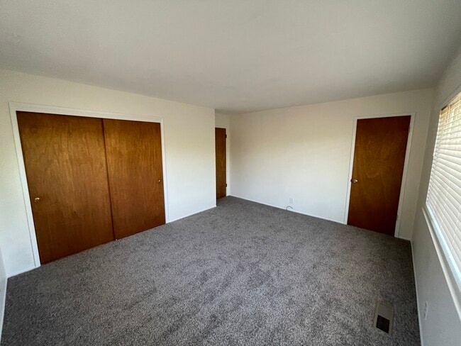 Building Photo - 1431 Muir Ave