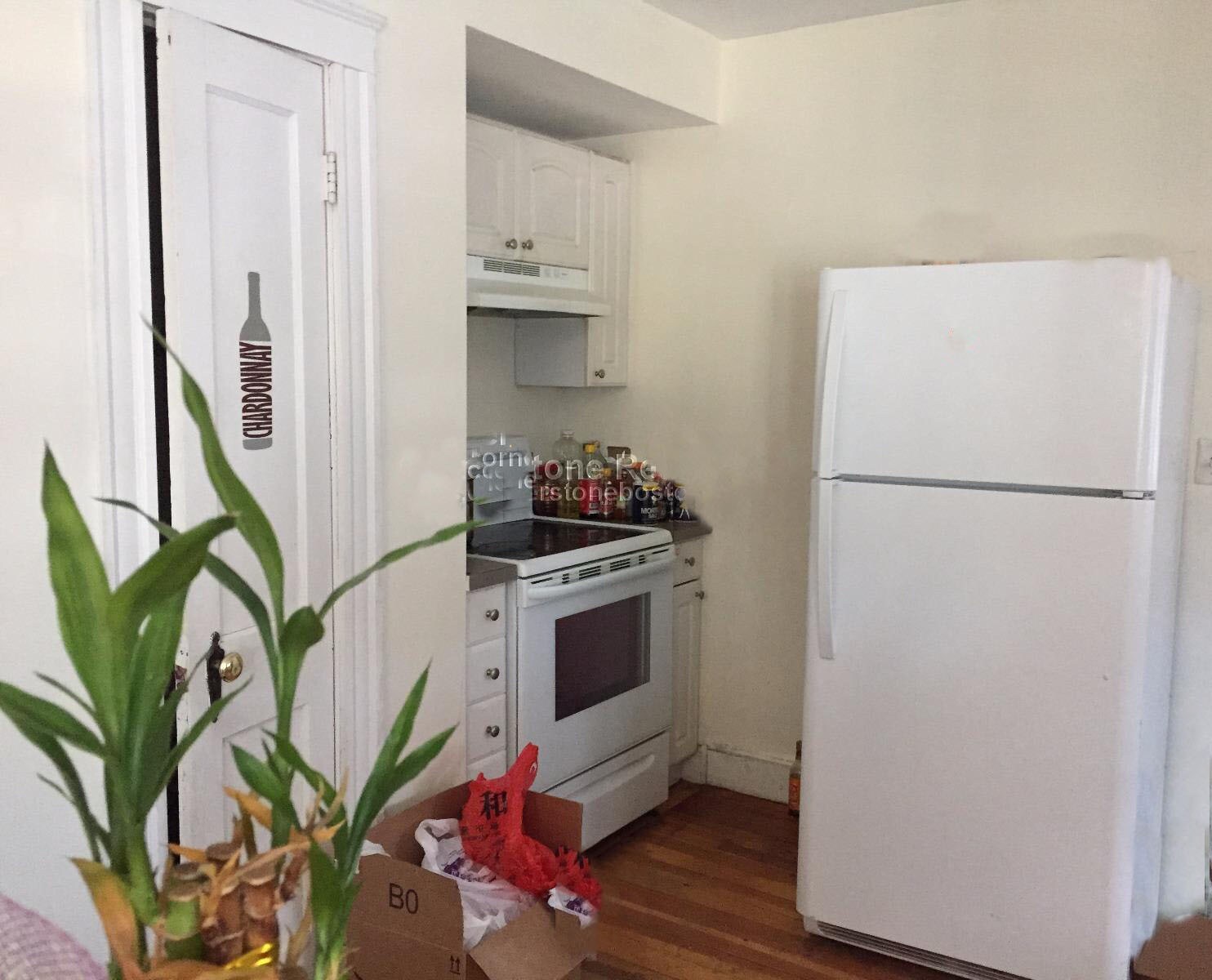 Building Photo - 149 Calumet St