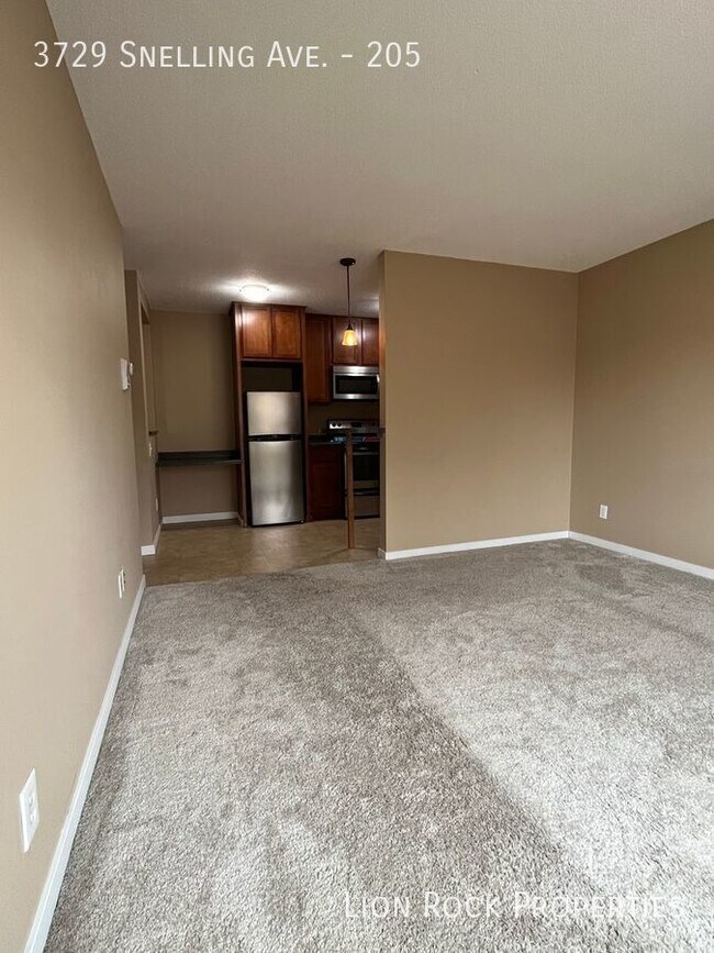 Building Photo - 3729 Snelling Ave