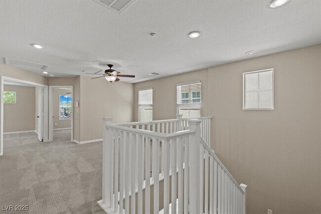 Building Photo - 3177 Via Seranova