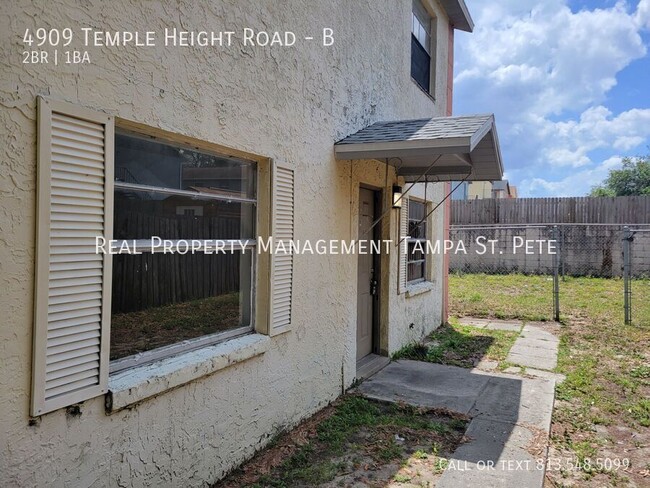 Building Photo - 4909 E Temple Heights Rd