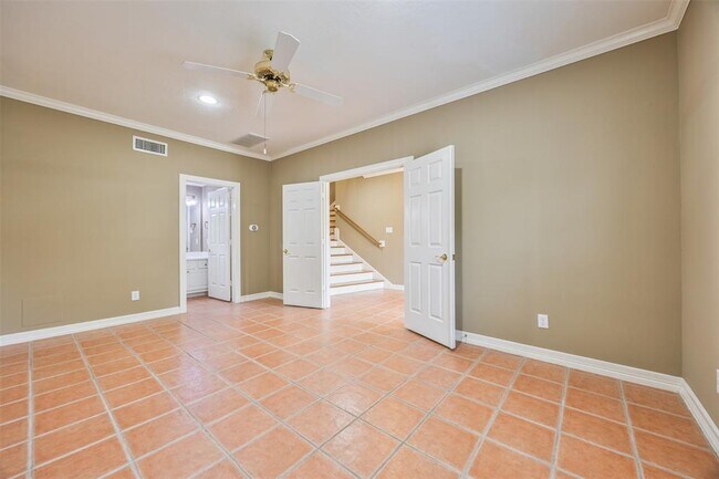 Building Photo - 5411 Blossom St