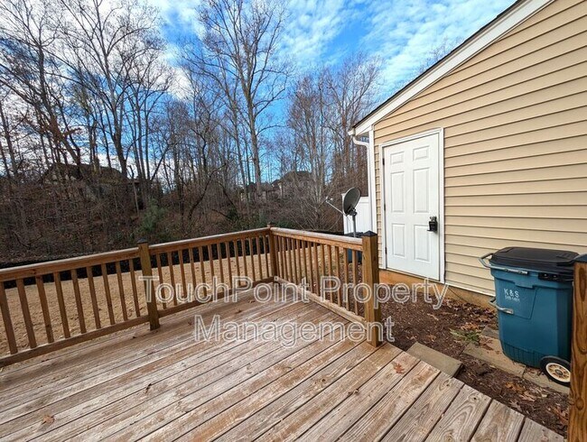 Building Photo - 7383 Sun Dance Dr