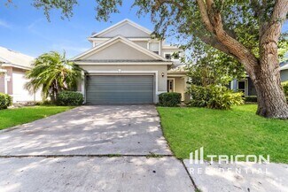 Building Photo - 8332 Crescent Moon Dr