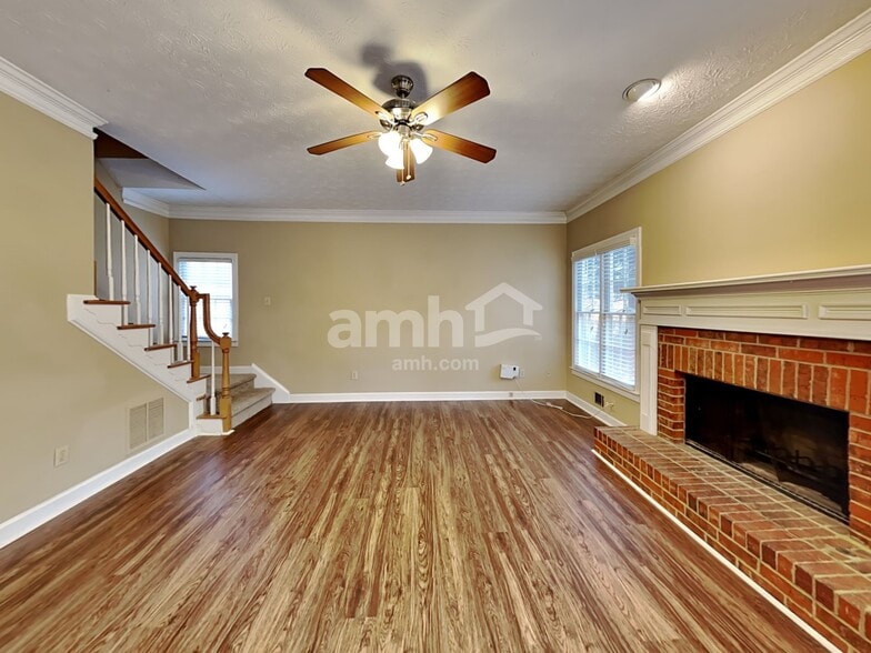 Building Photo - 2620 Loch Way