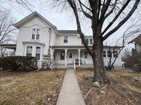 Building Photo - $850| 1 Bedroom, 1 Bathroom Front of Building Apartment | No Pets | Available for an Immediate Mo...