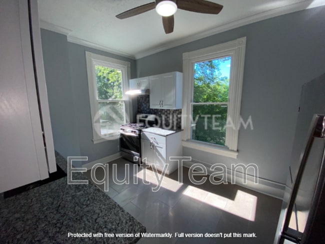 Building Photo - 3318 Graydon Ave
