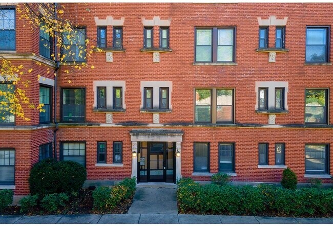 Building Photo - 320 Lee St