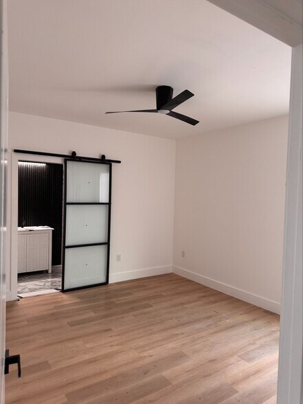 Building Photo - 1126 Reynes St