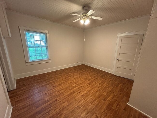 Building Photo - Heart of Historic Home