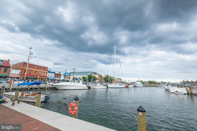 Building Photo - 149 Main St