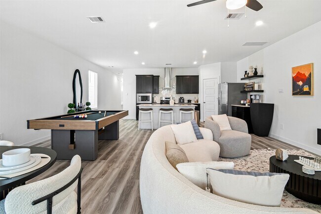 Building Photo - 3208 Rainwood Gate Dr