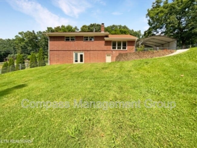 Building Photo - 5802 Tazewell Pike