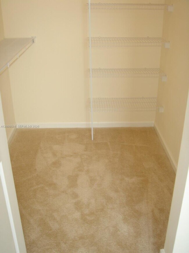 Building Photo - 4404 SW 160th Ave