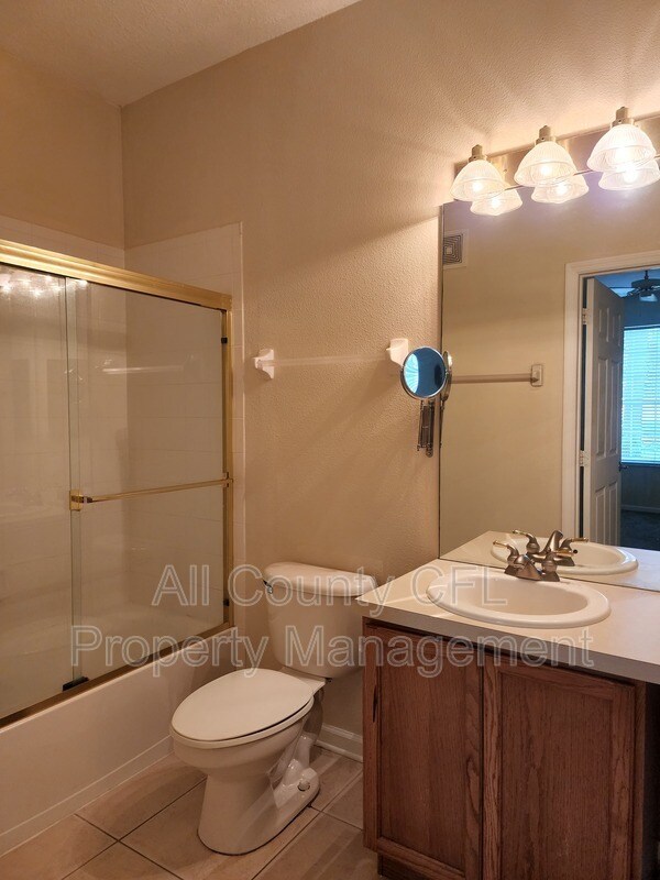 Building Photo - 6100 Stevenson Dr