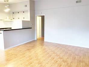 Building Photo - 600 W 51st St