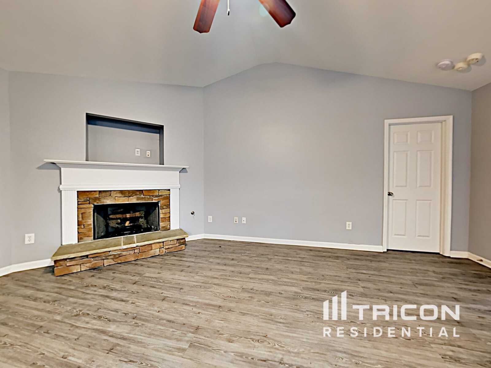 Building Photo - 640 Fairgreen Trail